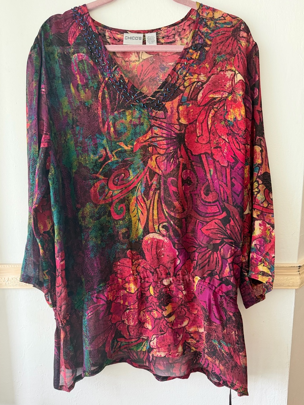 Chicos 3 XLarge 16-18 Red Floral 100% Silk Beaded Fall Blouse Top Y2K Autumn